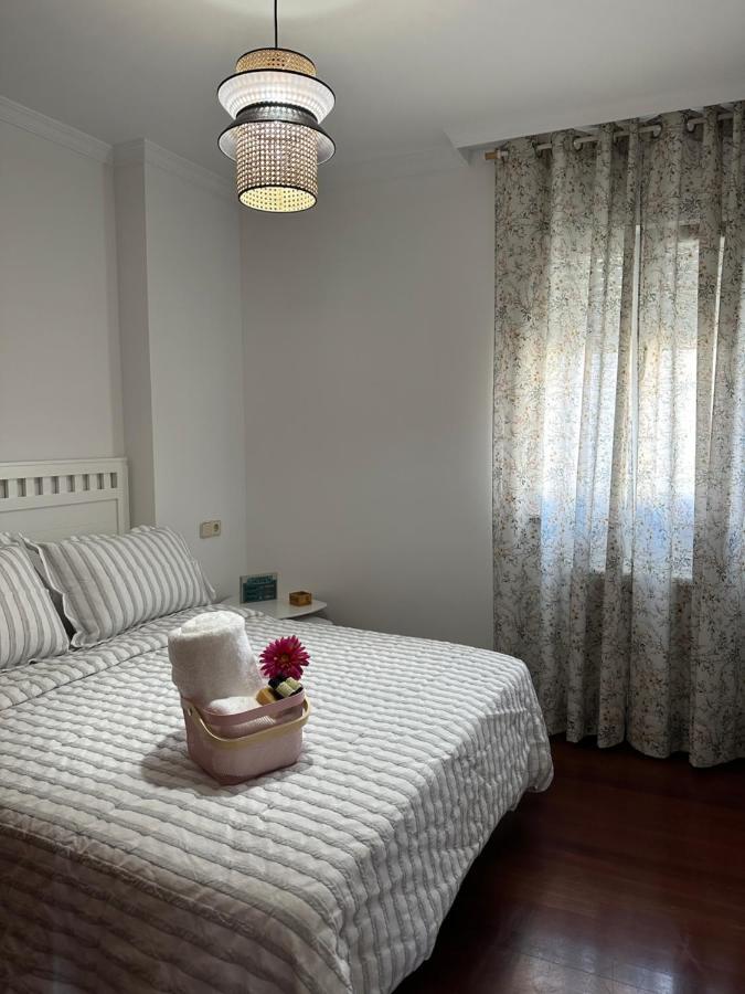 O Xaneiro Apartment Noia Exterior photo